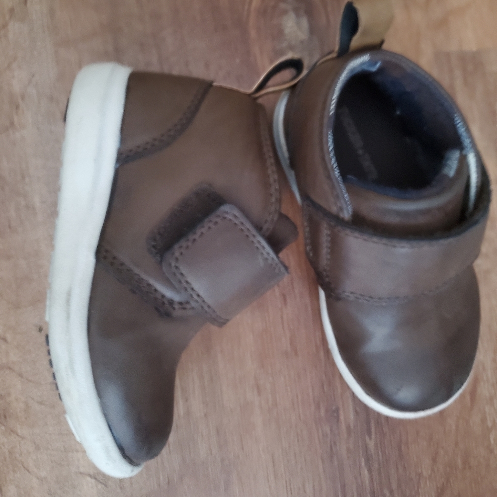 Toddler shoes